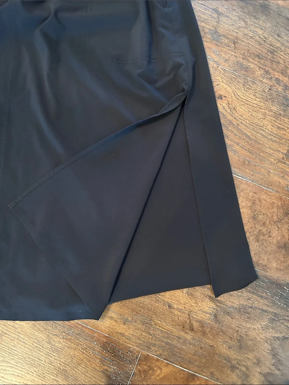 Athleta Black Women's A-Line Midi Skirt Side Slits Zip Pockets Sz S Athleisure